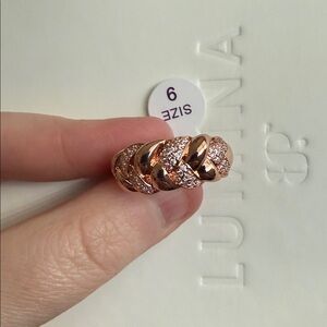 Bomb Party Spectacularly Interwoven size 9